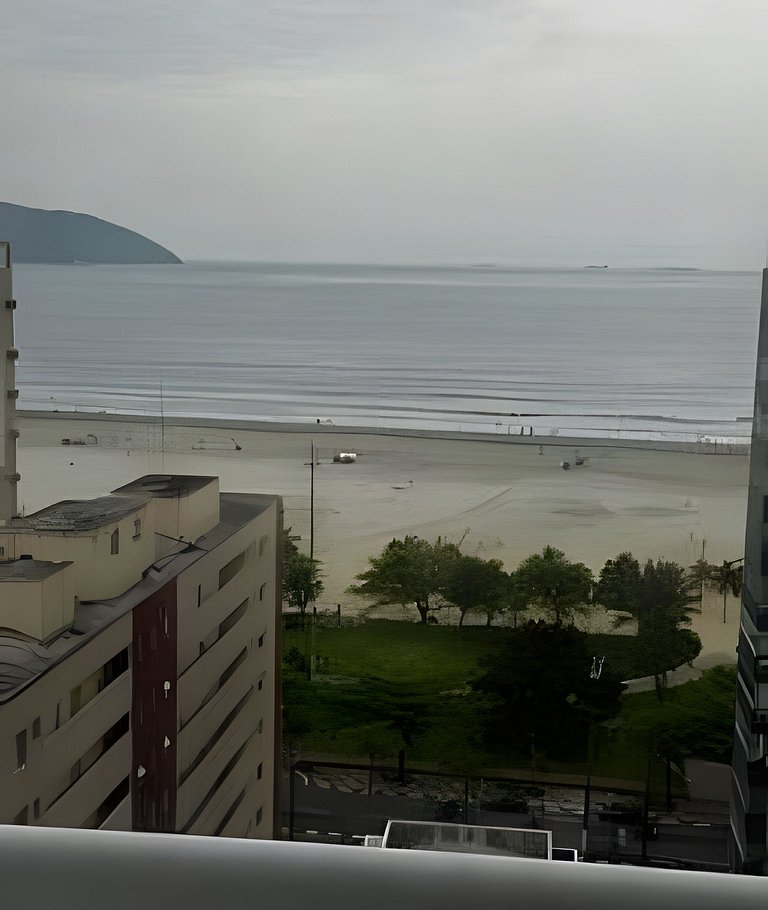Varanda com vista mar na melhor localização