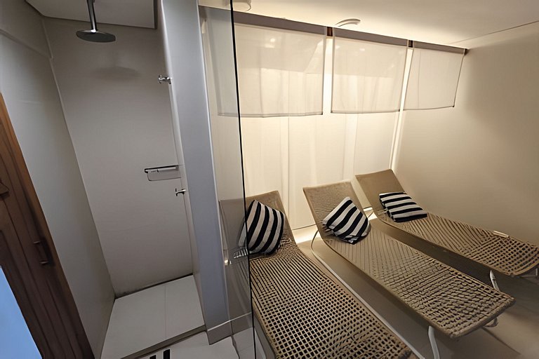 Studio a poucos passos do mar em Santos-SP