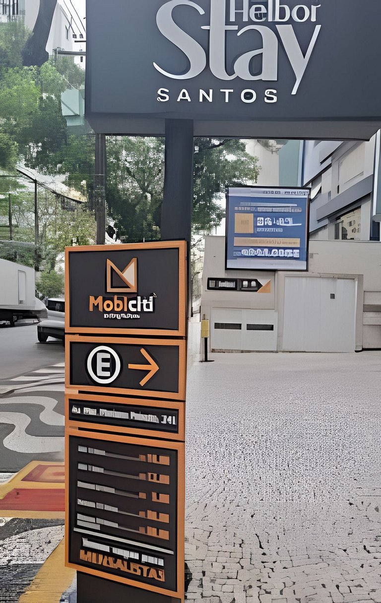 Studio a poucos passos do mar em Santos-SP