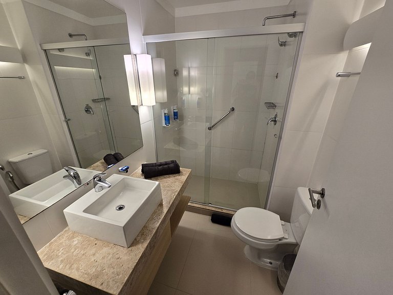 Studio bem localizado próximo a praia na Pompéia