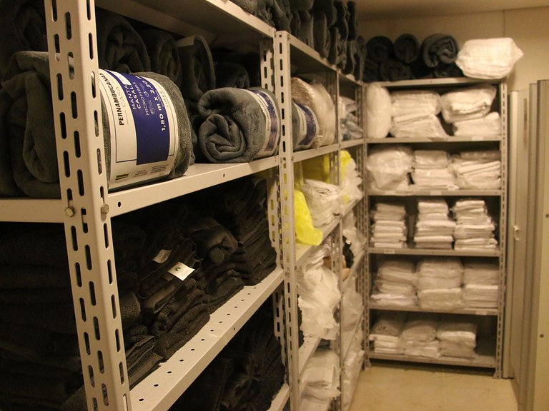 Studio aconchegante com varanda vista mar