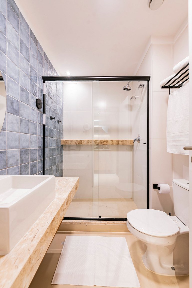 Flat completo para família pertinho da praia