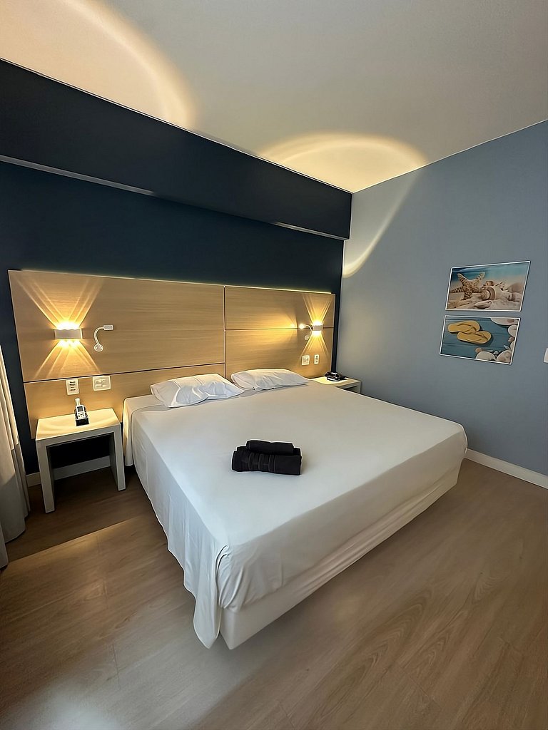 Studio elegante na quadra da praia de Santos