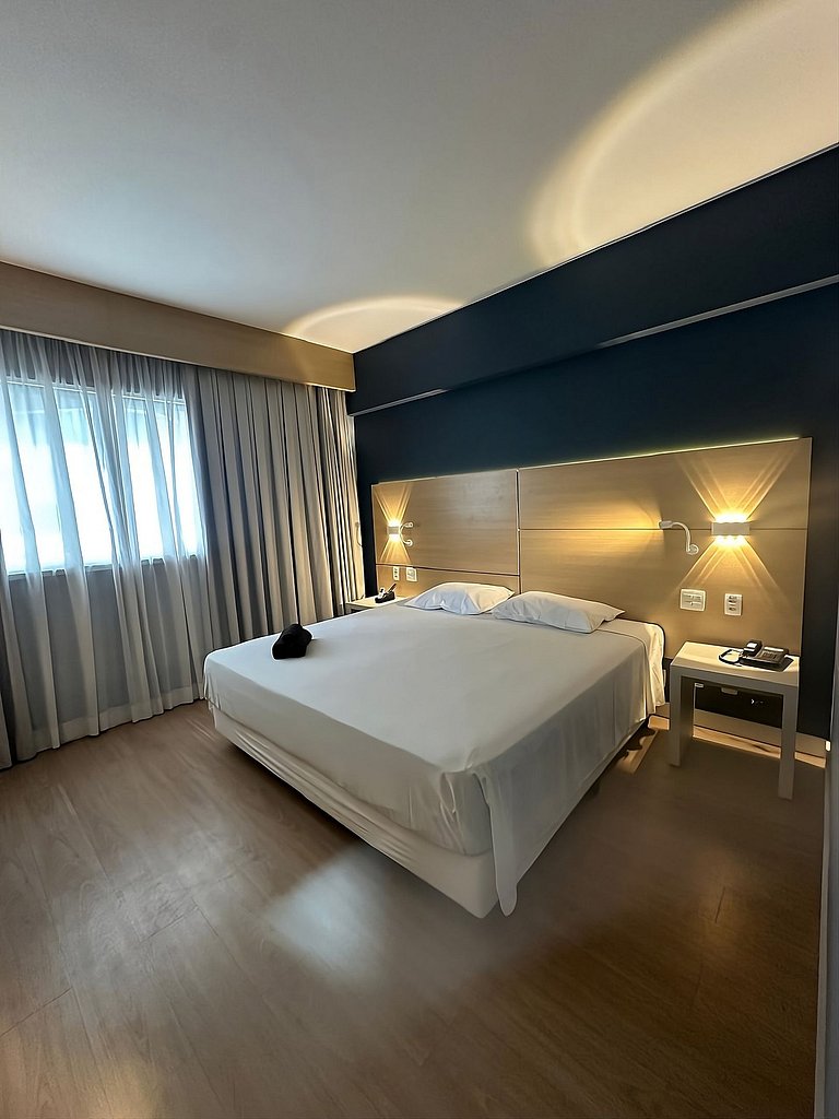 Studio elegante na quadra da praia de Santos