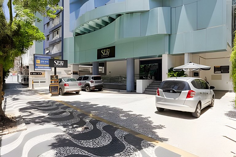 Flat a apenas 1 minuto da praia em Santos-SP