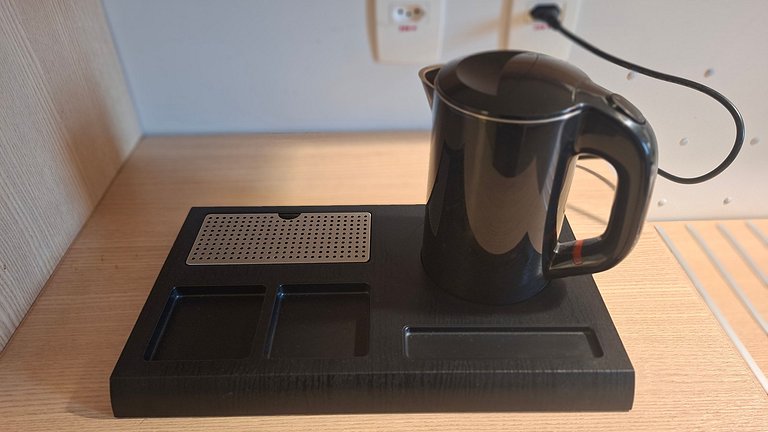 Studio com cama king a 50 metros da praia