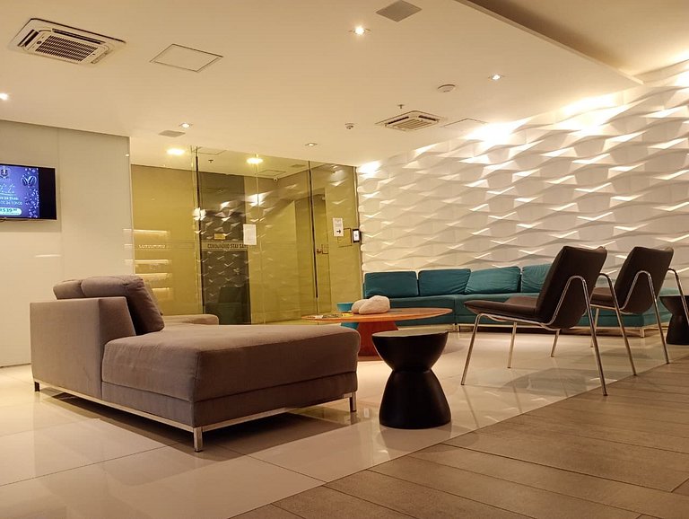 Flat a apenas 1 minuto da praia em Santos-SP