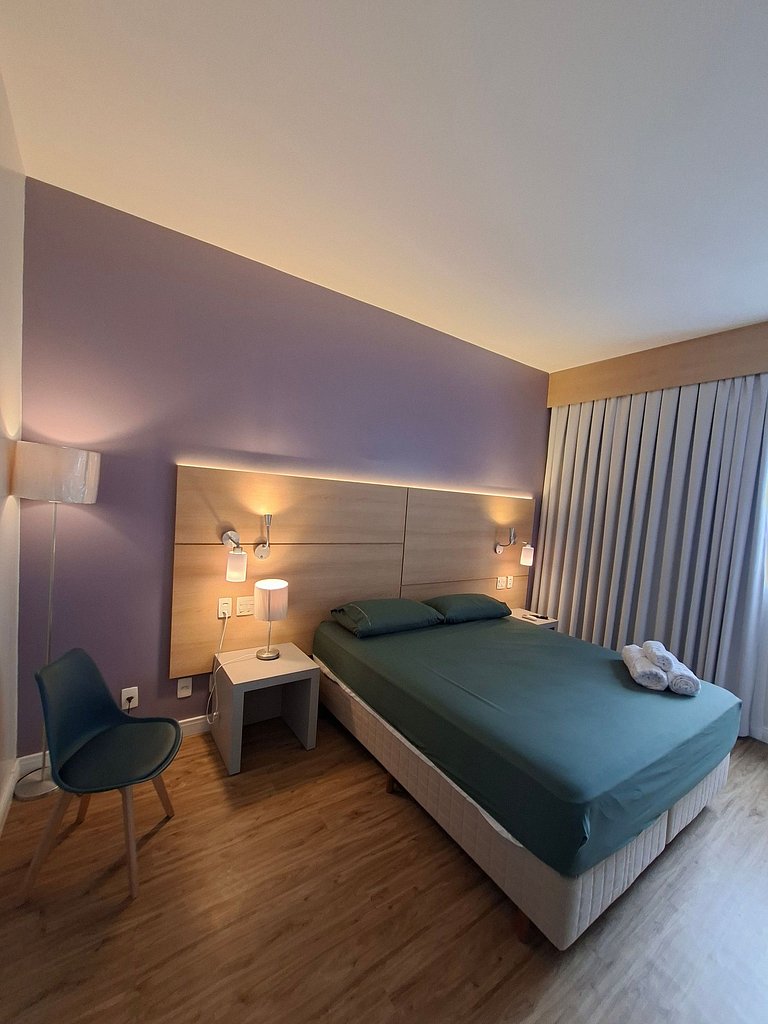 Studio com vista mar na quadra da praia de Santos!