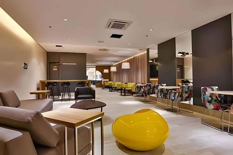 Studio aconchegante com varanda vista mar