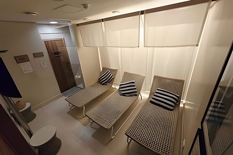 Studio aconchegante com varanda vista mar