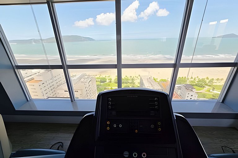 Varanda com vista mar na melhor localização